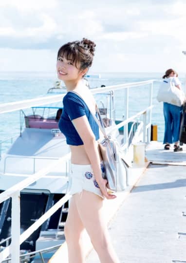 小芝風花 おっぱい