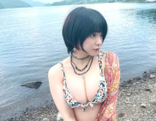 gカップ 芸能人