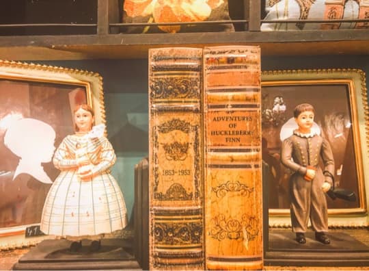 パリの雑貨店内