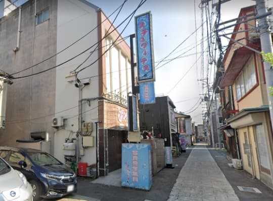 お店の前