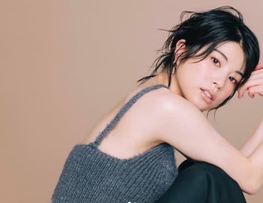 女性芸能人濡れ場シーン