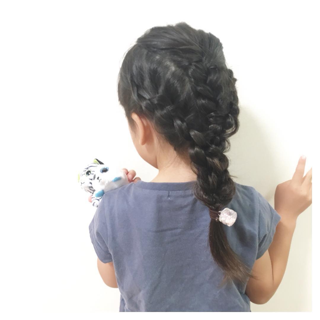 子供の編み込みなど発表会ヘアアレンジ集初心者でも簡単リボンで可愛く