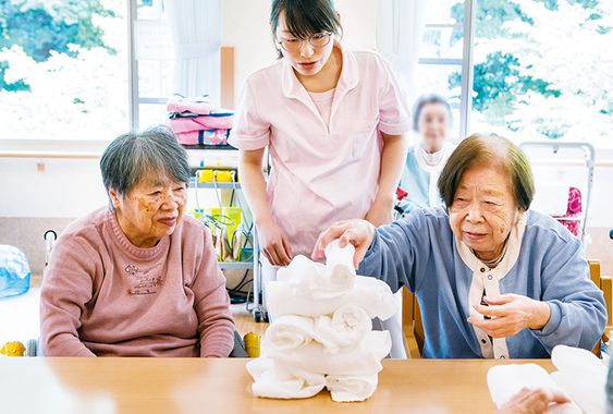 レクリエーション 高齢者向け 楽しく盛り上がるアイデア