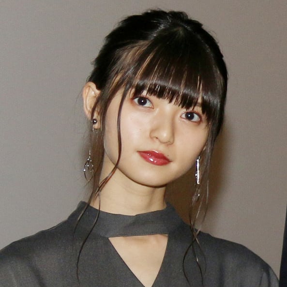 齋藤飛鳥の可愛すぎる私服コーデ 愛用ブランドは 明日から真似できちゃう