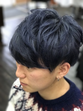 新着ブルー アッシュ メンズ 明るめ 最高のヘアスタイルのアイデア