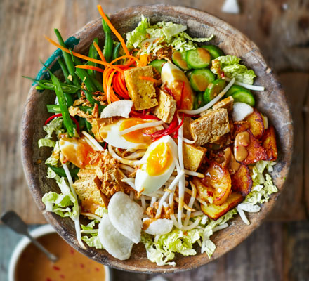 インドネシア料理 ガドガド (Gado-Gado)
