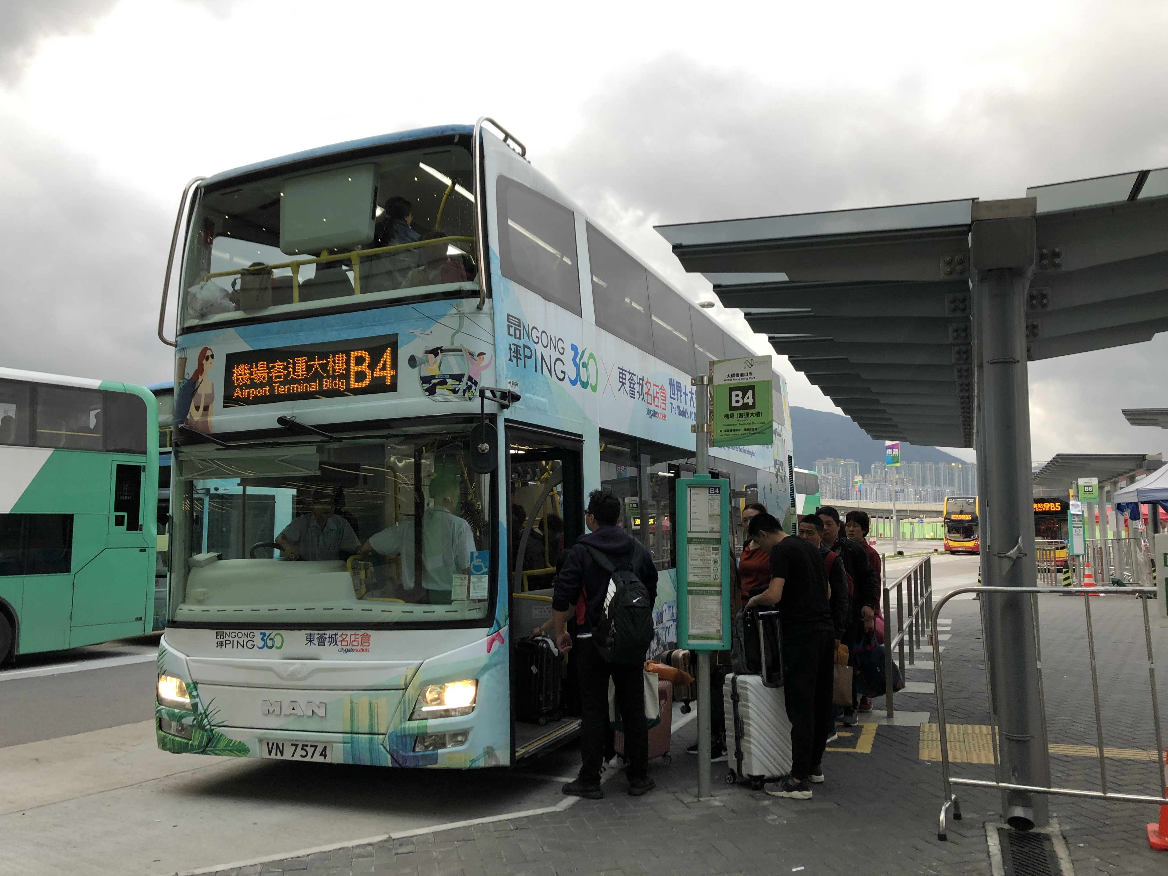 香港 澳門口岸 バス乗り場