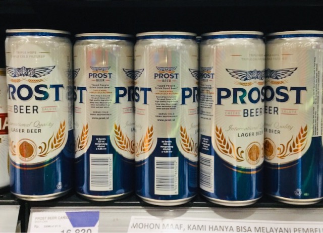 バリ島の隣 ジャワ島のPROST プロストビール