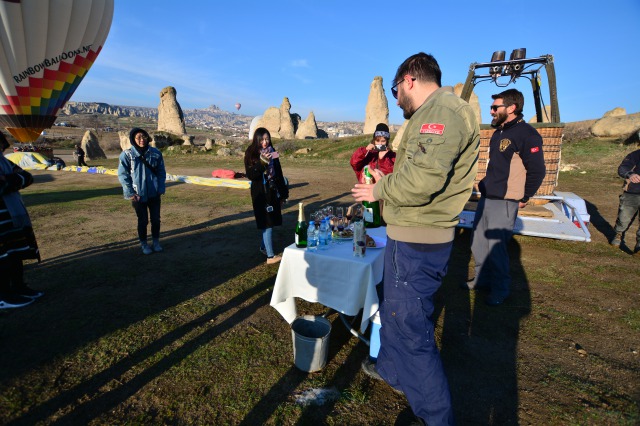 トルコ ギョレメ国立公園 バルーンツアー