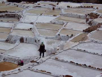 マラスの塩田の塩