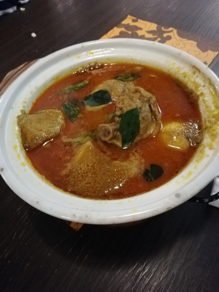 ペナンビストロ チキンカレー
