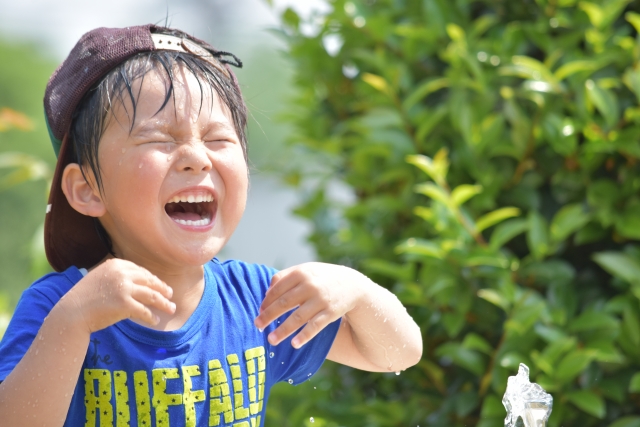 日焼け止めの子供の選び方は お湯で落とせる ノンケミカルな日焼け止め15選