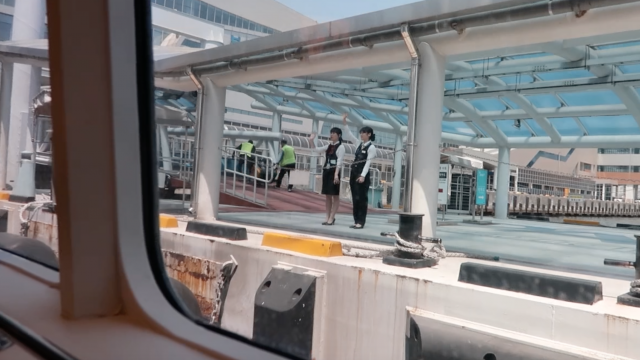 韓国の港 お見送り