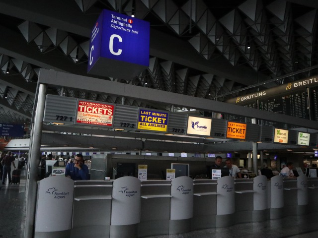 ドイツ フランクフルト空港はどんな空港 買えるお土産やショップ アクセス Wi Fiも