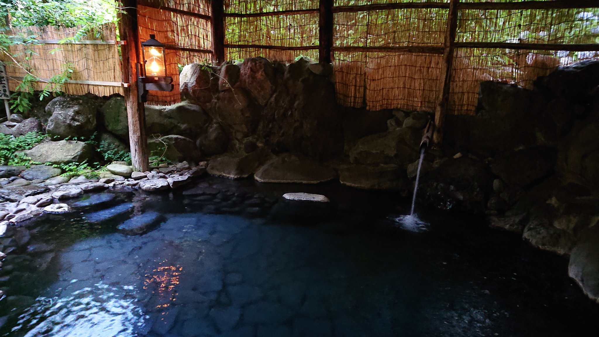 砂湯　露出カップル 露出が当たり前の混浴風呂！あなたも露出にはまって下さい！ | Trip-Partner[トリップパートナー]