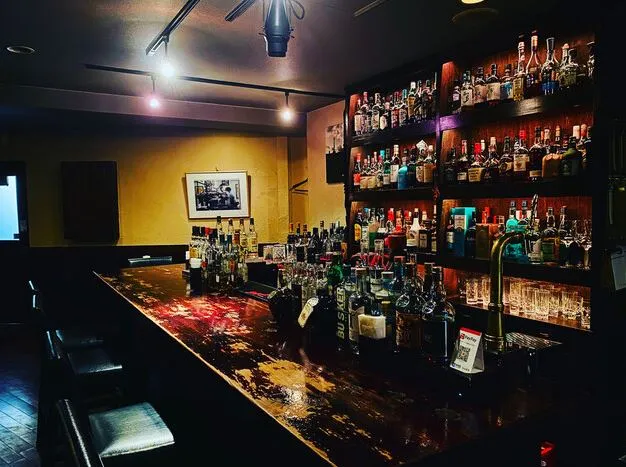 Bar ＆ dining guzu(バー＆ダイニング グズ)
