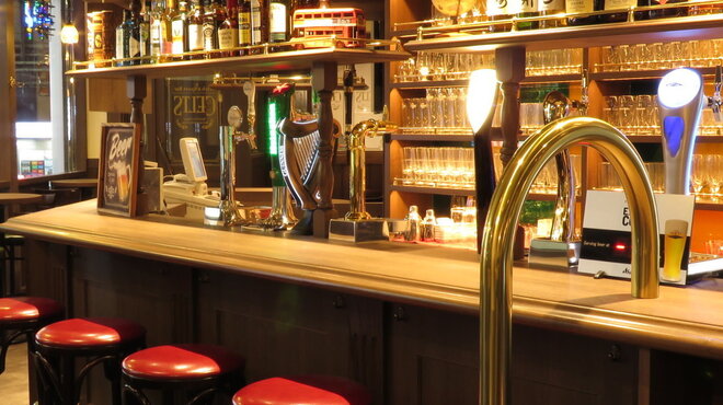 IRISH PUB CELTS 博多筑紫口店