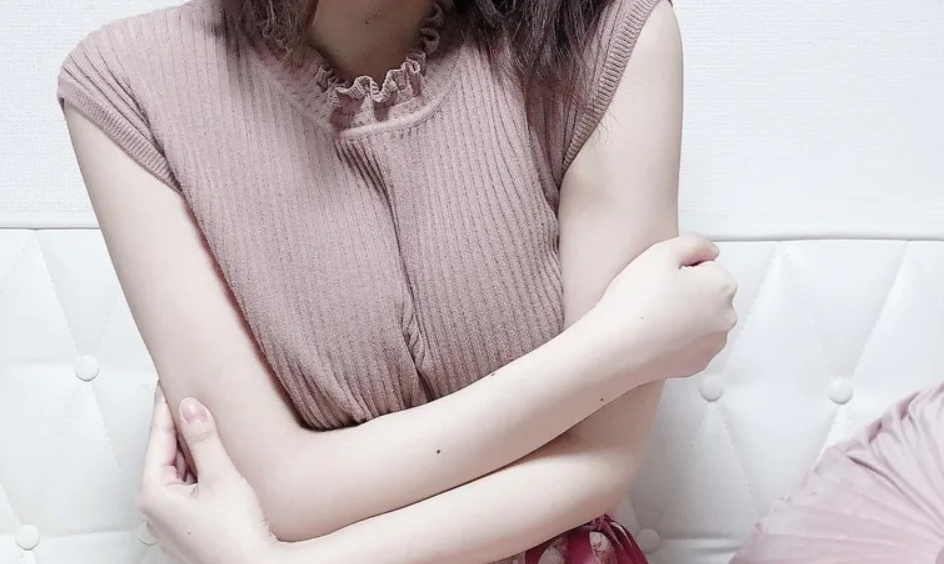 女性