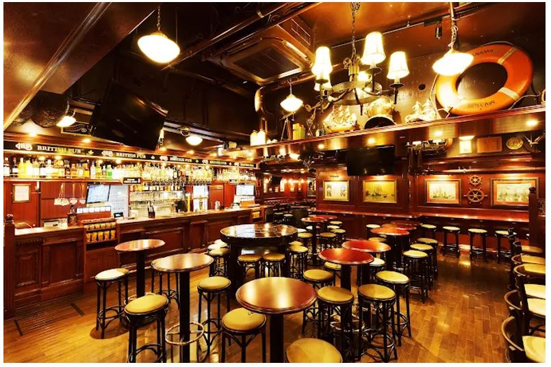 HUB 新宿靖国通り店