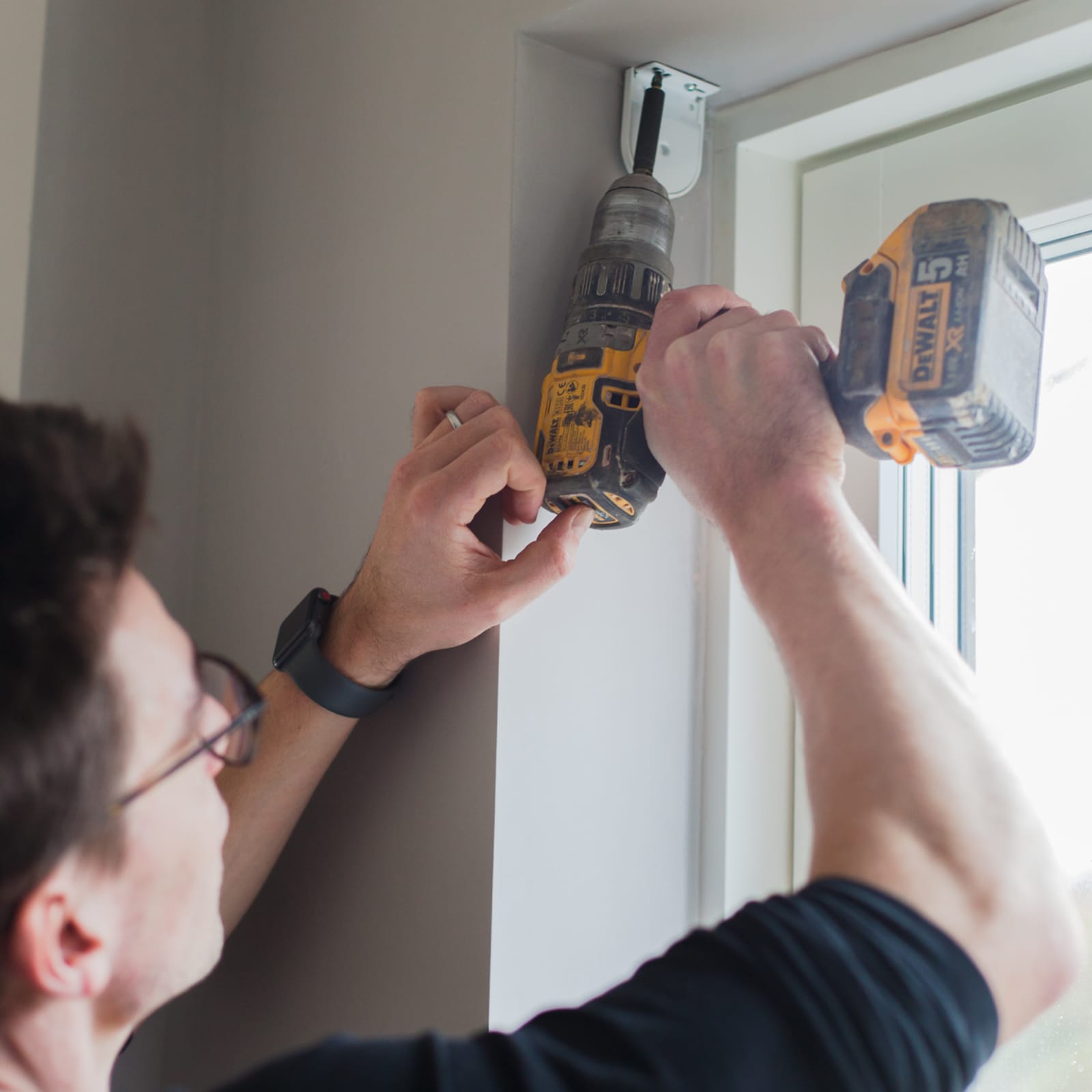 roman blind bracket replacement