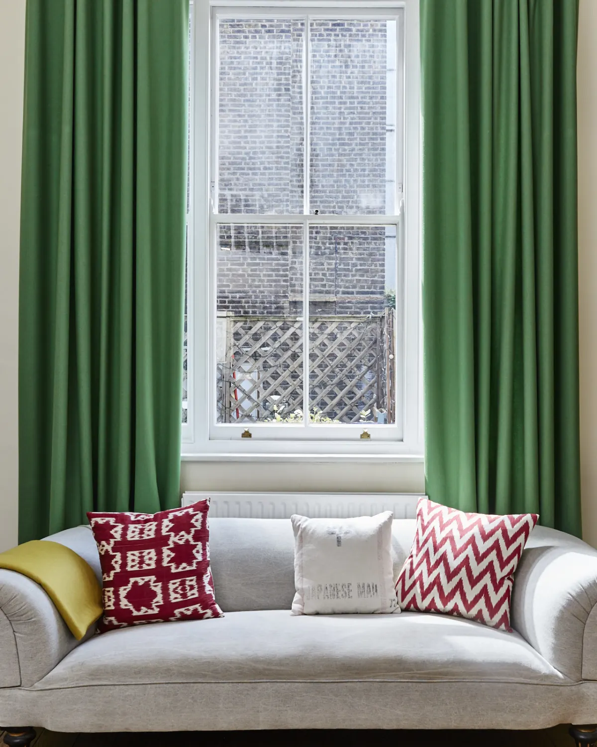 green living room curtains