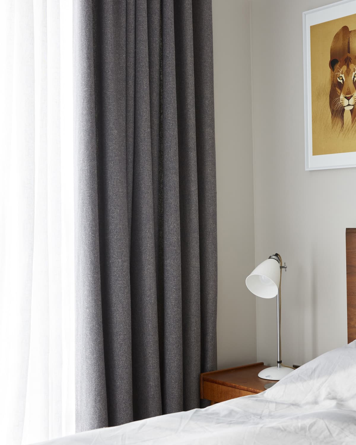 grey bedroom curtains