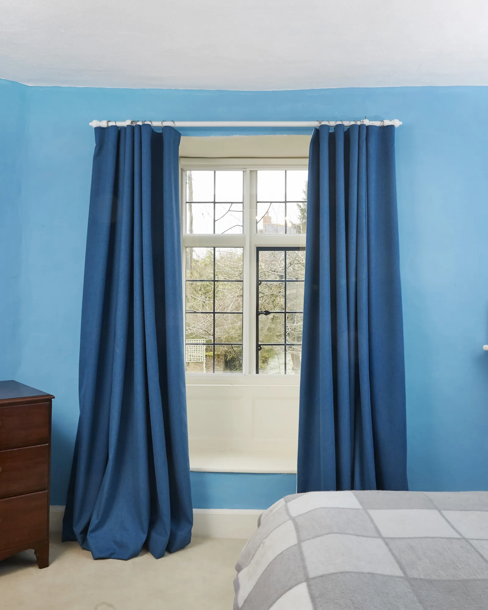 blue bedroom curtains