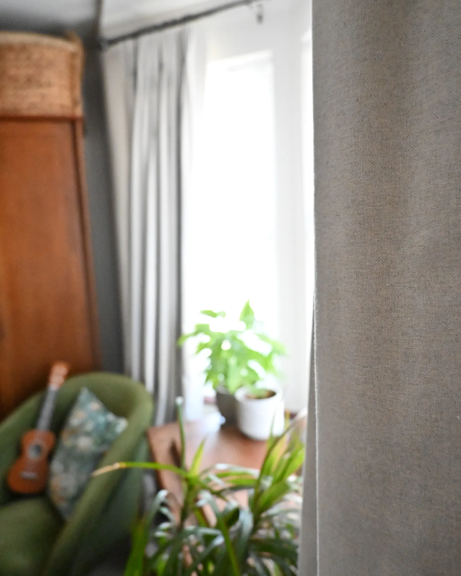 grey bedroom curtains