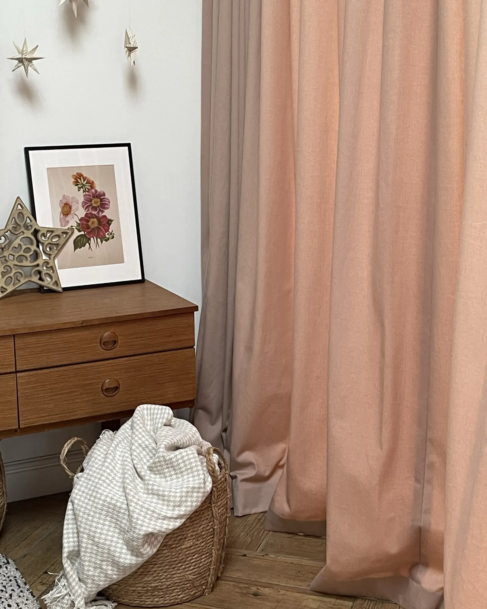 pink linen curtain