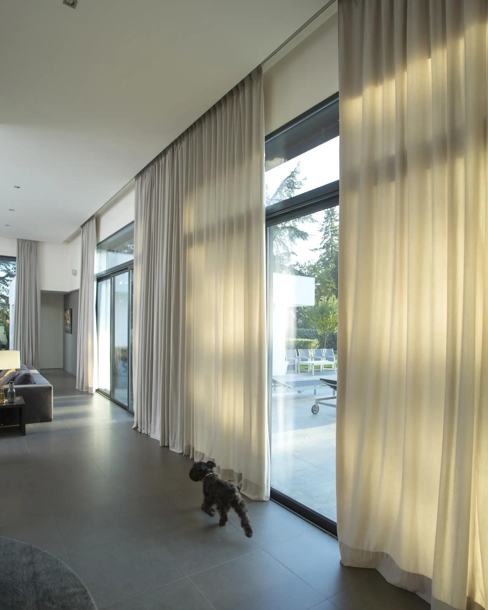 motorised living room curtains