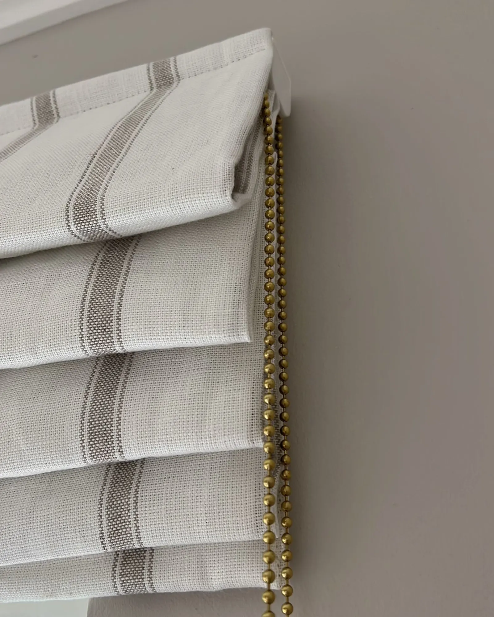 striped linen kitchen blinds