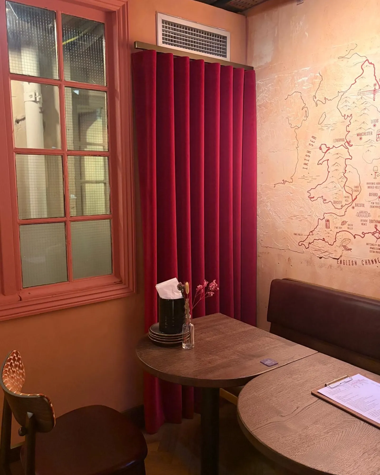 made to measure restaurant curtains