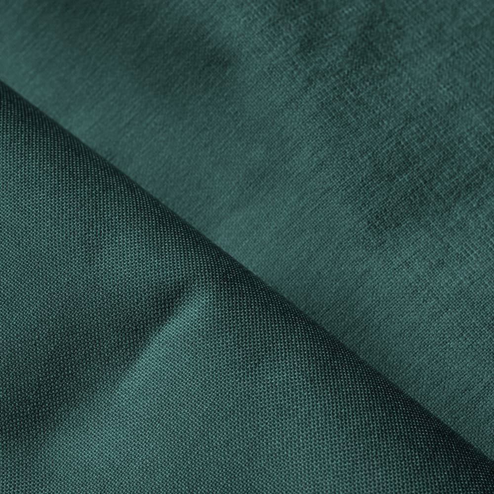 Lifestyle image for Palm Green.