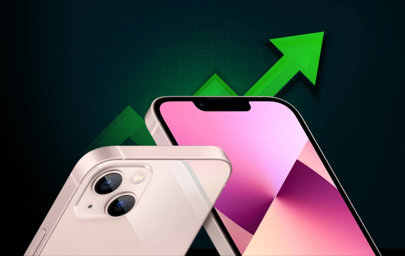 Apple Holds Steady on iPhone Prices Amid Trump Tariff Threats