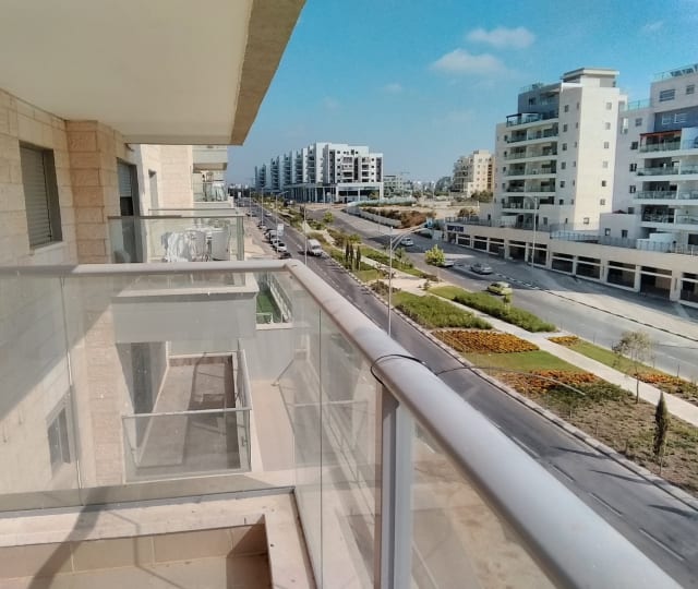 אוריה לבקוביץ מומחה נדל ן מדלן לדעת לבחור בית