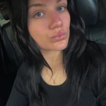 Thumbnail of Brooke-lee R.