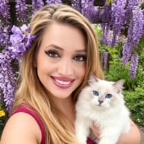 Thumbnail of Vicky  M.
