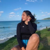 Thumbnail of Ana Guaioto .