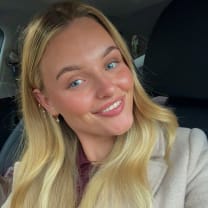 Thumbnail of Elli S.