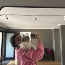 Thumbnail of claudia B.