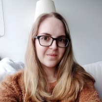 Thumbnail of Elle D.