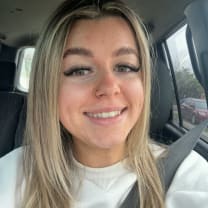 Thumbnail of Aine L.