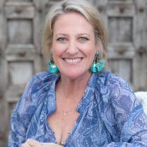 Thumbnail of Lyndal H.