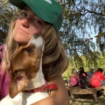 Thumbnail of Manuela F.