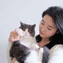 Thumbnail of Yue X.