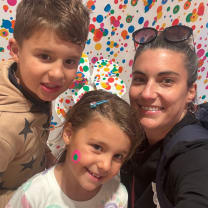 Thumbnail of Stephanie, Logan and Siena C.