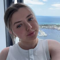 Thumbnail of Alexia W.