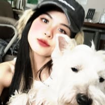Thumbnail of Ruiying Z.