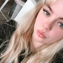 Thumbnail of Crystellee F.