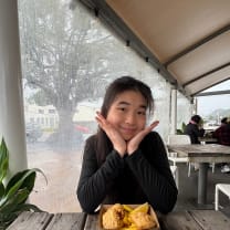 Thumbnail of Yi Sum (Chloe) N.
